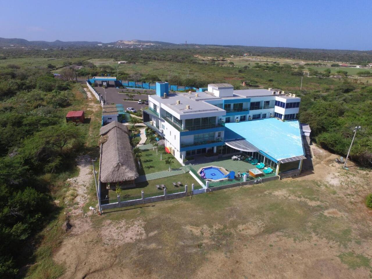 Hotel Campestre El Cisne Барранкилья Экстерьер фото